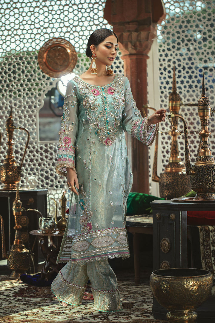 Amira